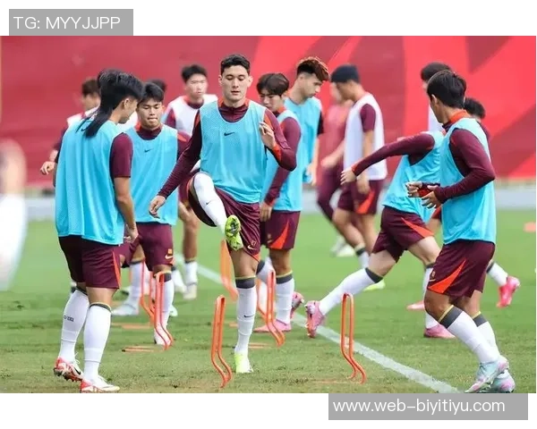 蓉城争冠梦碎球迷怒斥管理层引援无力引发热议